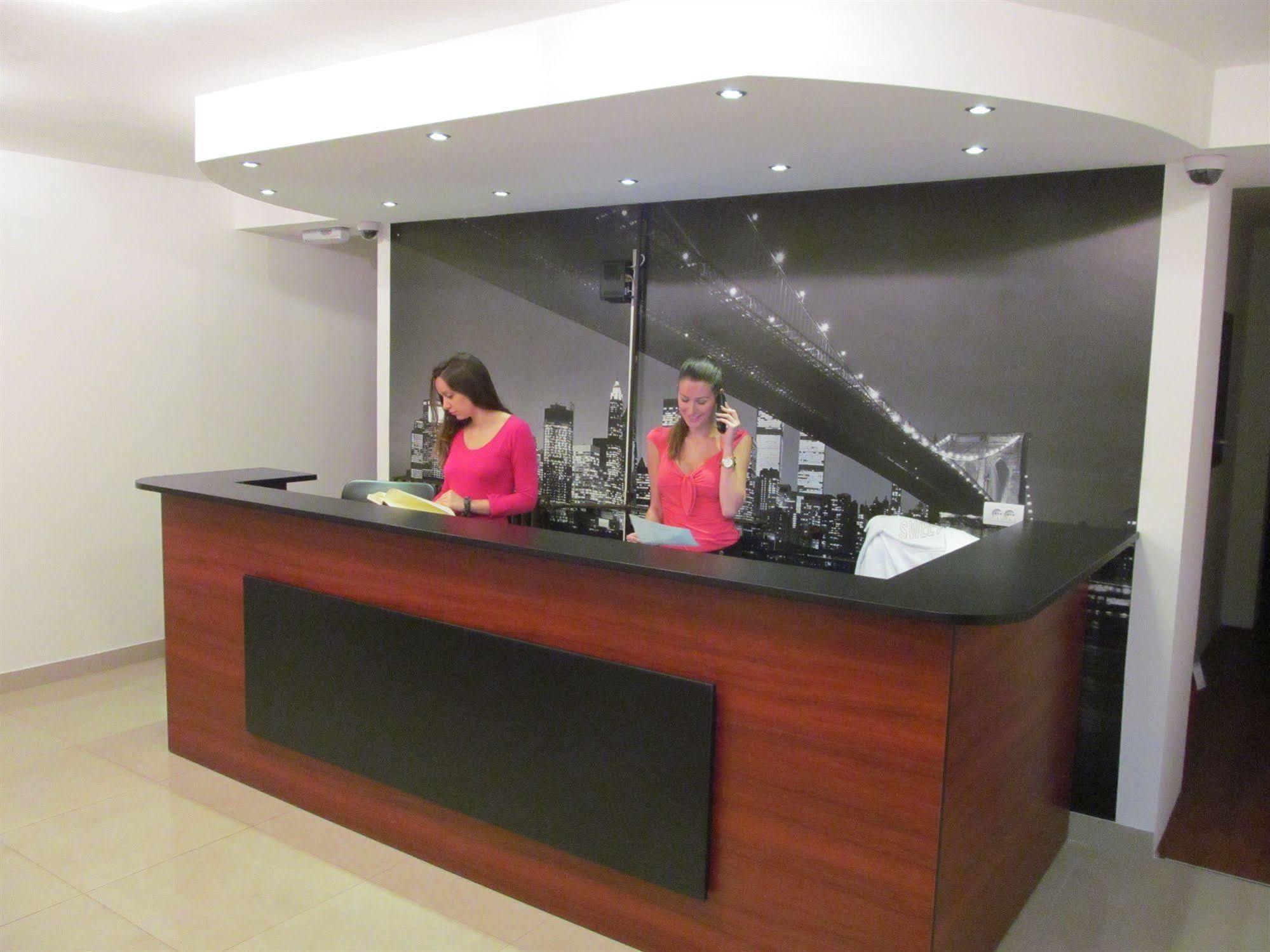 Downtown Apart Hotel Bane Belgrade Extérieur photo
