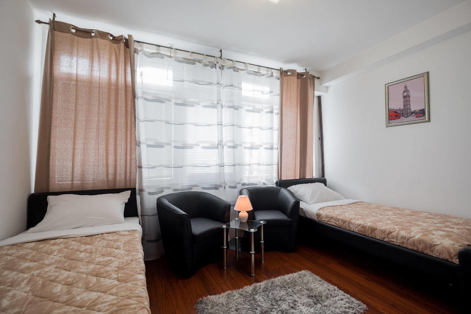 Downtown Apart Hotel Bane Belgrade Extérieur photo