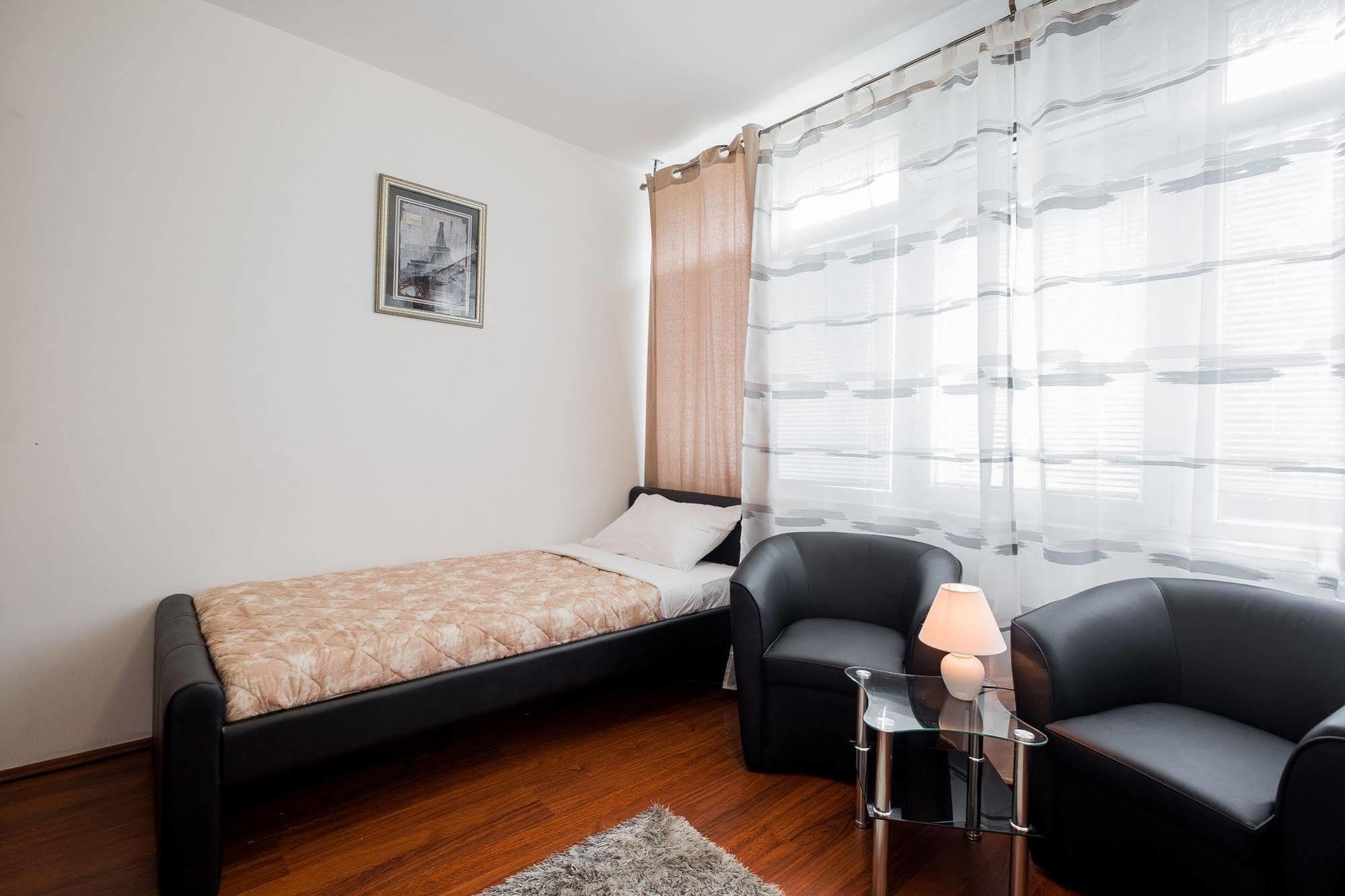 Downtown Apart Hotel Bane Belgrade Extérieur photo