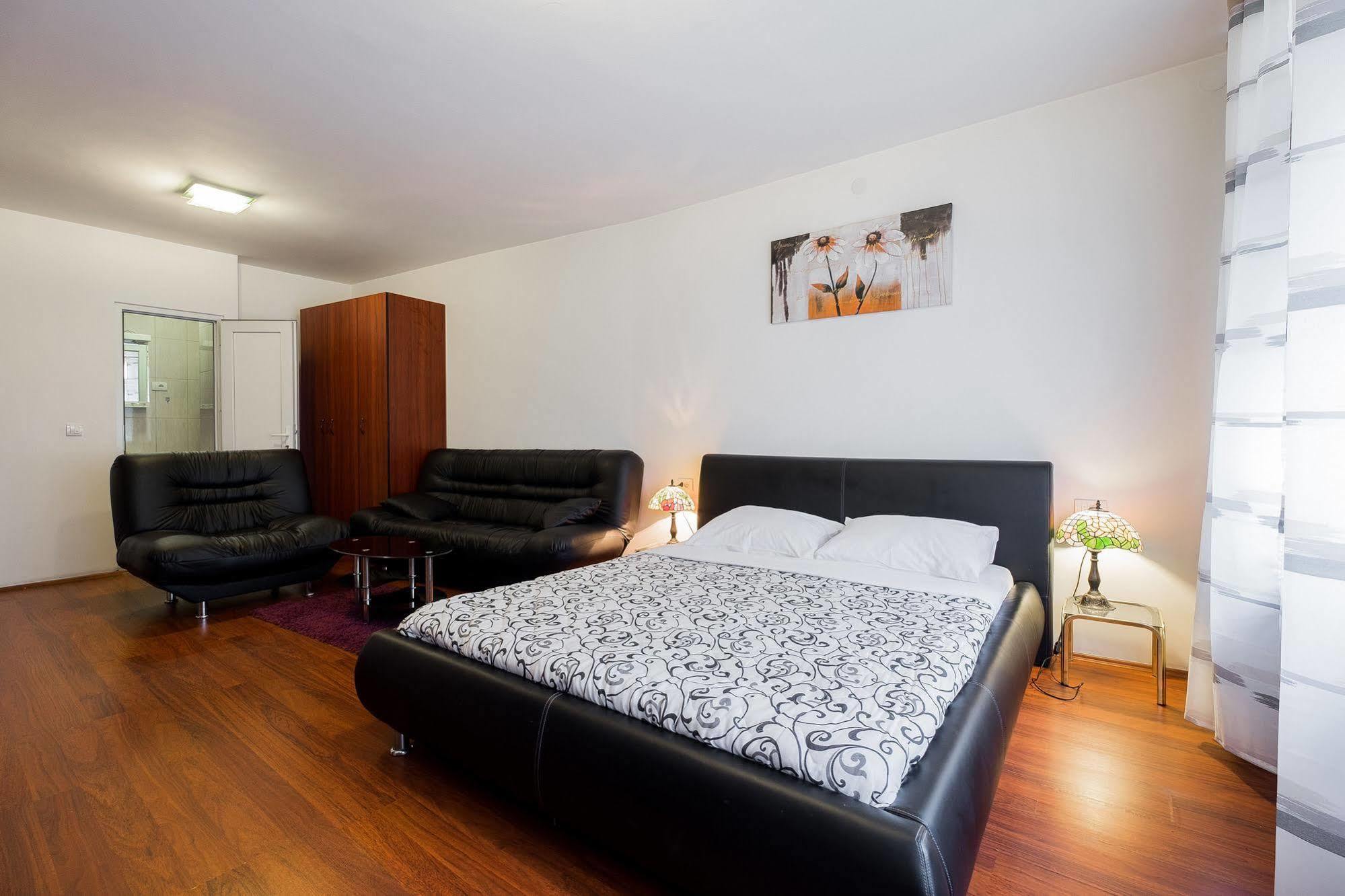 Downtown Apart Hotel Bane Belgrade Extérieur photo